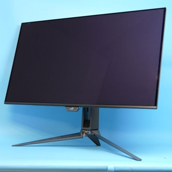 Ігровий монітор ASUS ROG Swift OLED PG32UCDMZ, 31,5", QD-OLED, 4K 3840&times;2160, 240 Гц, 1000 кд/м&sup2;, вітринний, стан 9/10 R2 2333 фото