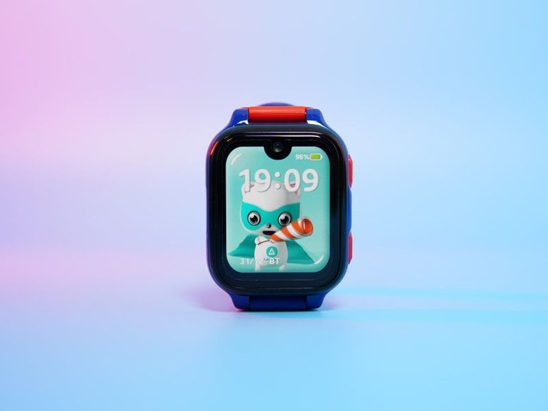 Детские часы Lagenio K9 4G &mdash; современный гаджет с GPS, камерой и функцией видеозвонков для безопасности детей 888888656768 фото