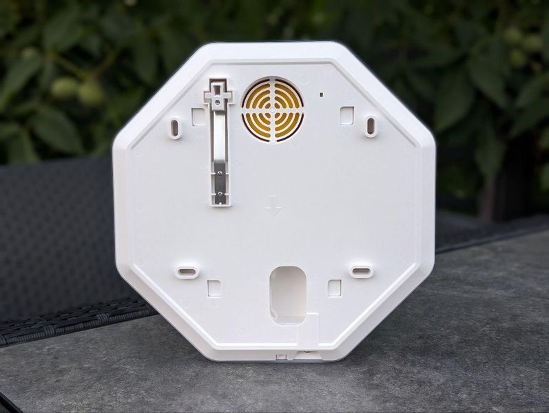 Сирена Ring Plug-in 2-го покоління &mdash; розширений захист дому та попередження про несанкціонований доступ S44345 фото
