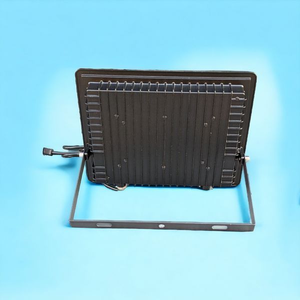 Світлодіодний прожектор 200W &ndash; потужний floodlight для зовнішнього освітлення 754456 фото