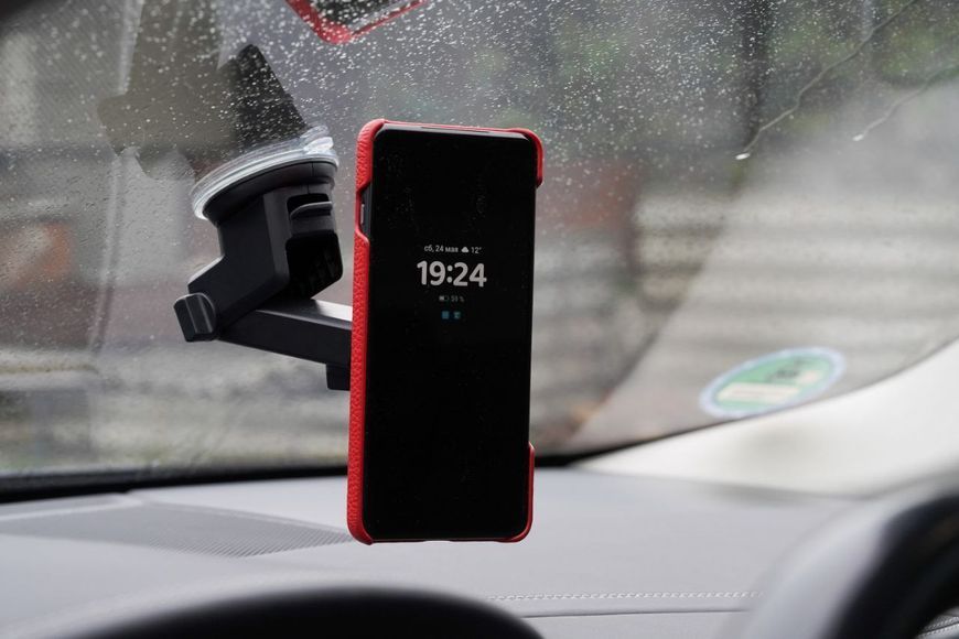 Магнітний тримач у машину з MagSafe для iPhone та Android 15W &mdash; надійна фіксація та зарядка без проводів R556754 фото