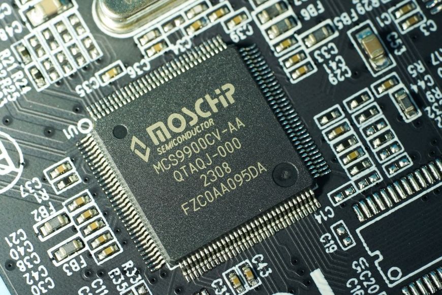 Послідовний адаптер з одним портом PCIe X1 RS232 PCI Express на RS232 конвертер R6 9299 фото