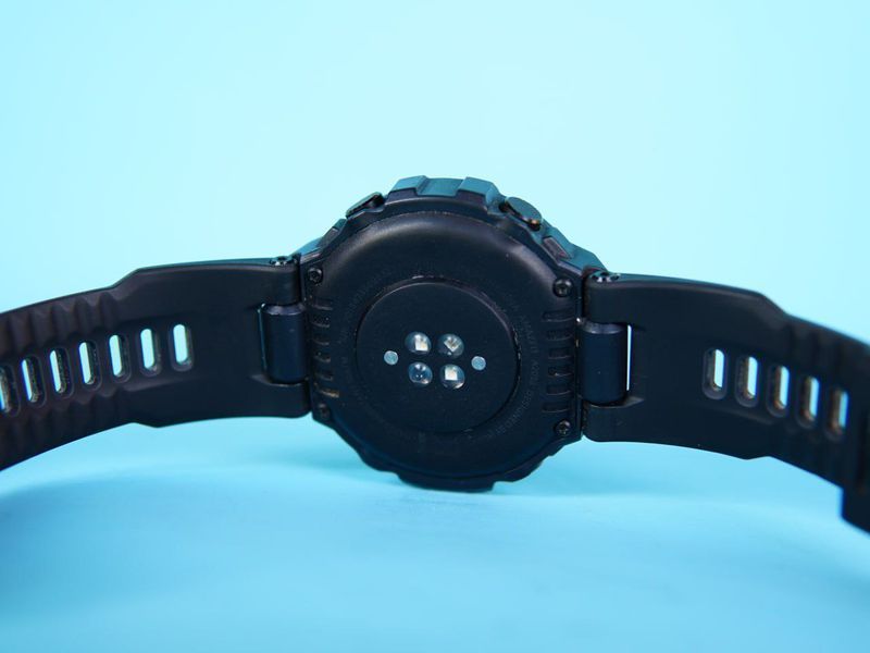 Брутальные смарт-часы Amazfit T-Rex Pro Black &mdash; надежность в каждой детали (Б.У.) А23243546 фото