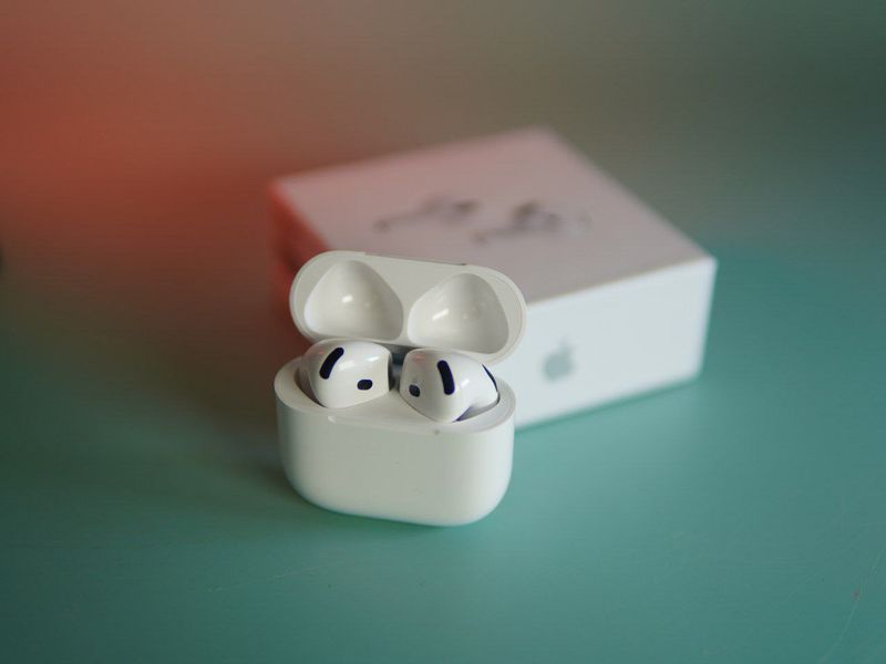 AirPods 4 Lux 2024 &mdash; наушники нового поколения с кейсом, шумоподавлением и гироскопом B13987685764 фото