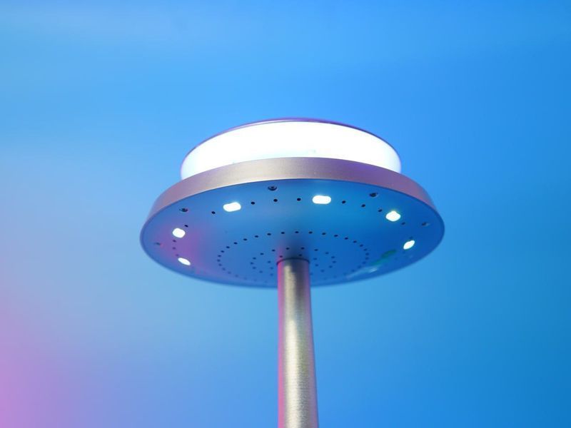 Бездротова колонка LANGTU UFO &mdash; звук і стиль в одному 555555L фото
