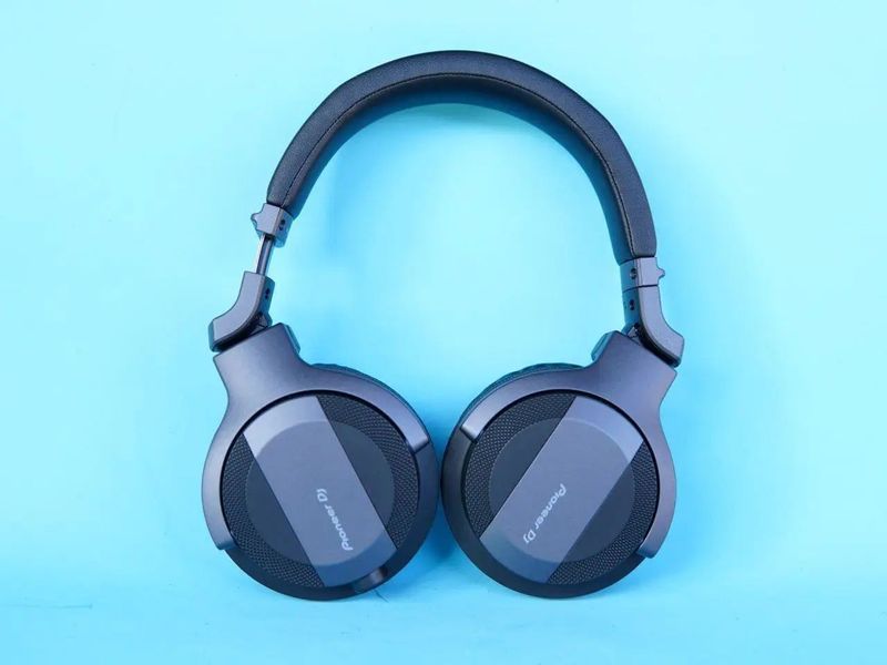 DJ-наушники Pioneer HDJ-CUE1, проводные, складные, для профессионального мониторинга и диджеинга R3 0500 фото